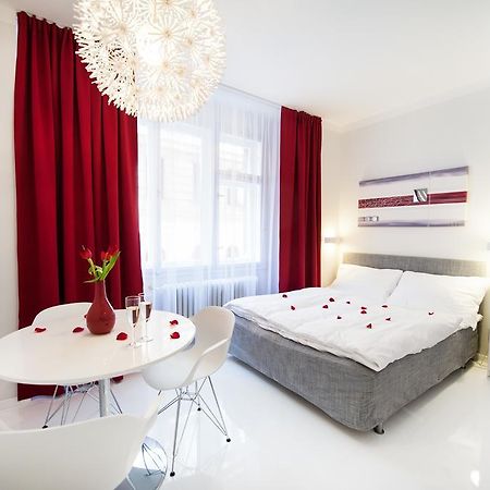 Honeymoon Ruterra Studio Прага Номер фото