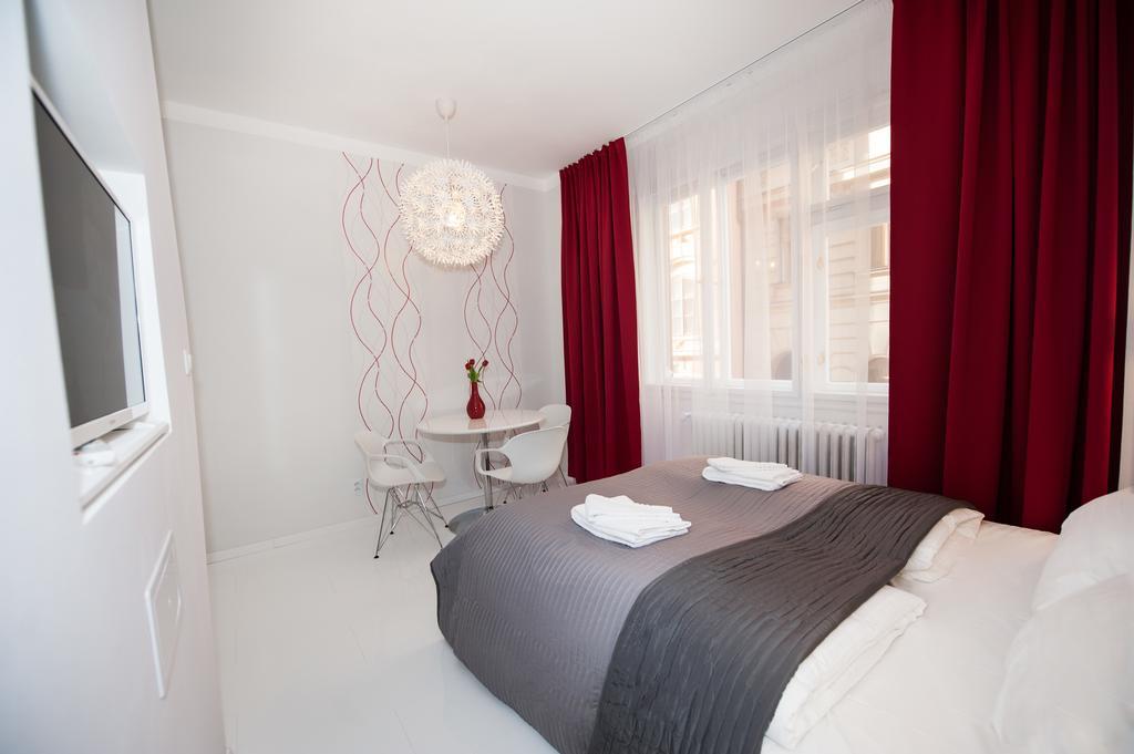 Honeymoon Ruterra Studio Прага Номер фото